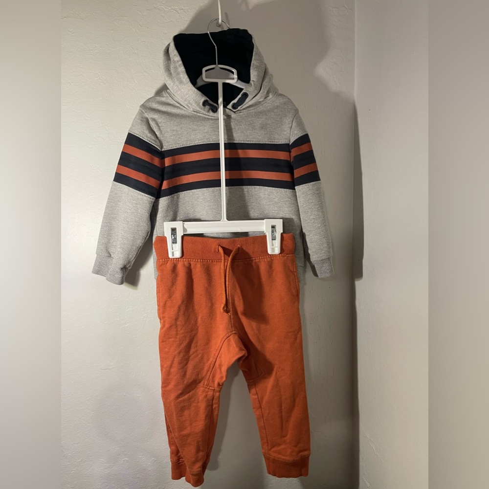 Fierce Frank hoodie and pants set gray/charcoal/orange size 24M